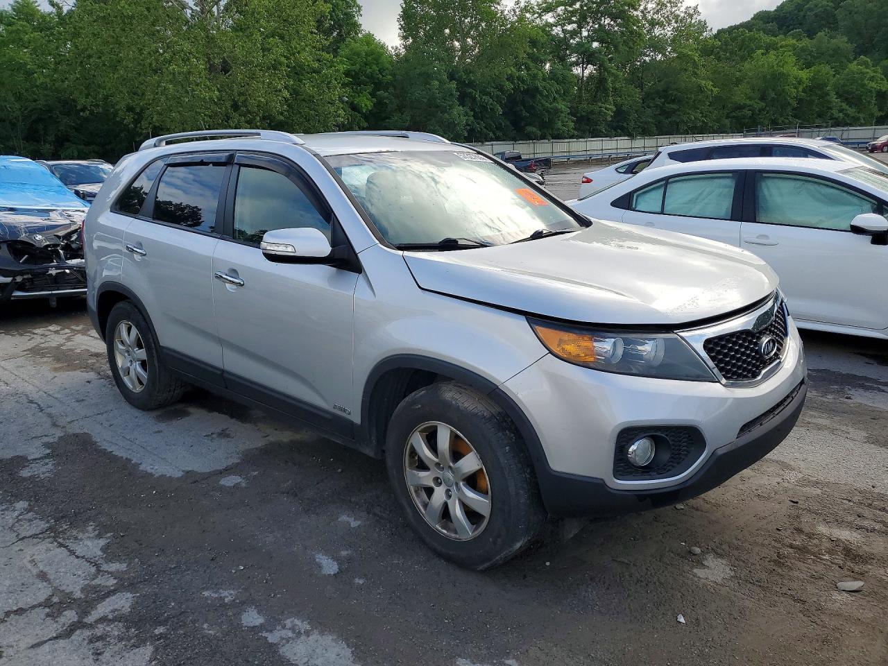2013 KIA SORENTO