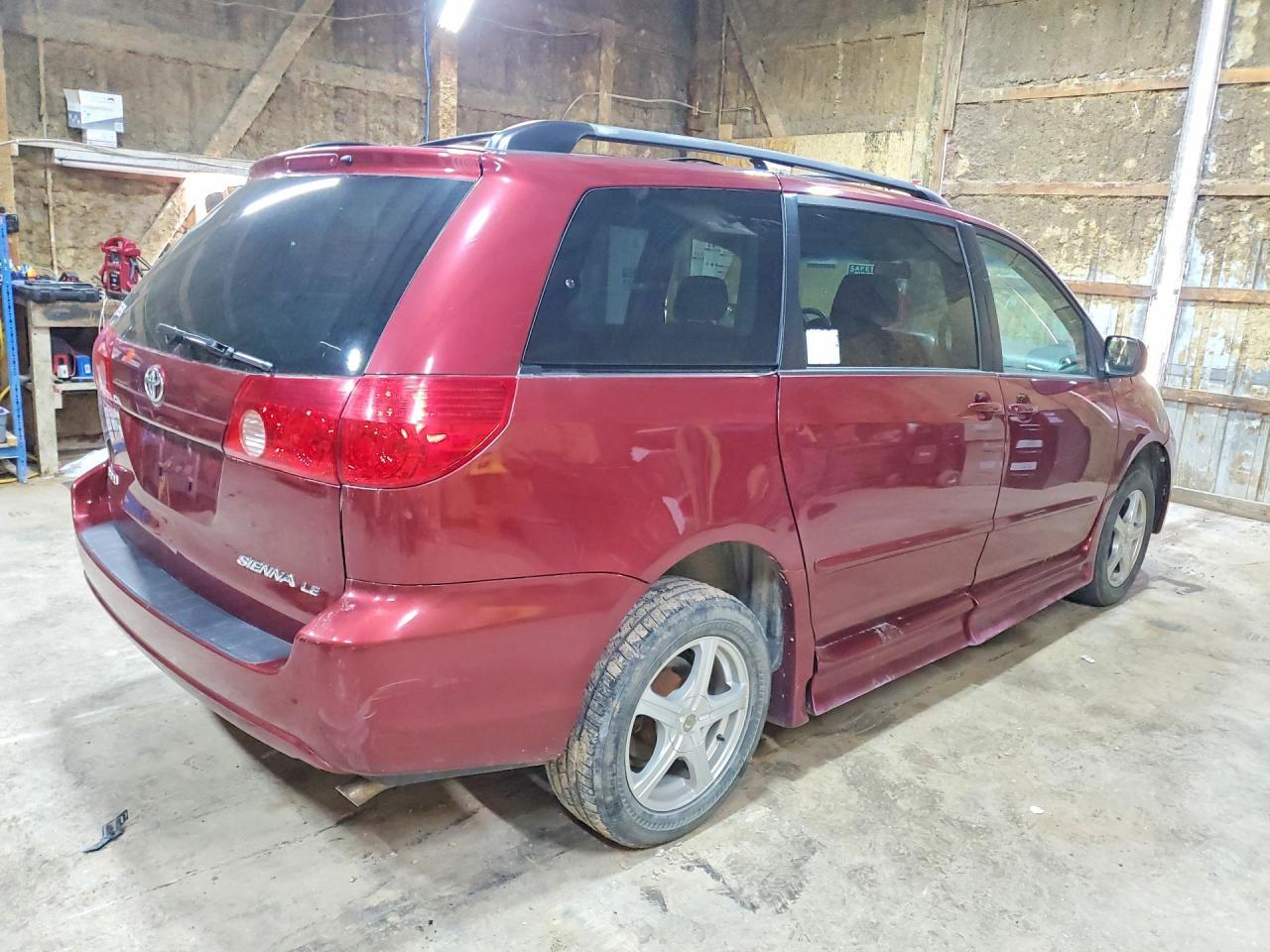 2008 TOYOTA SIENNA