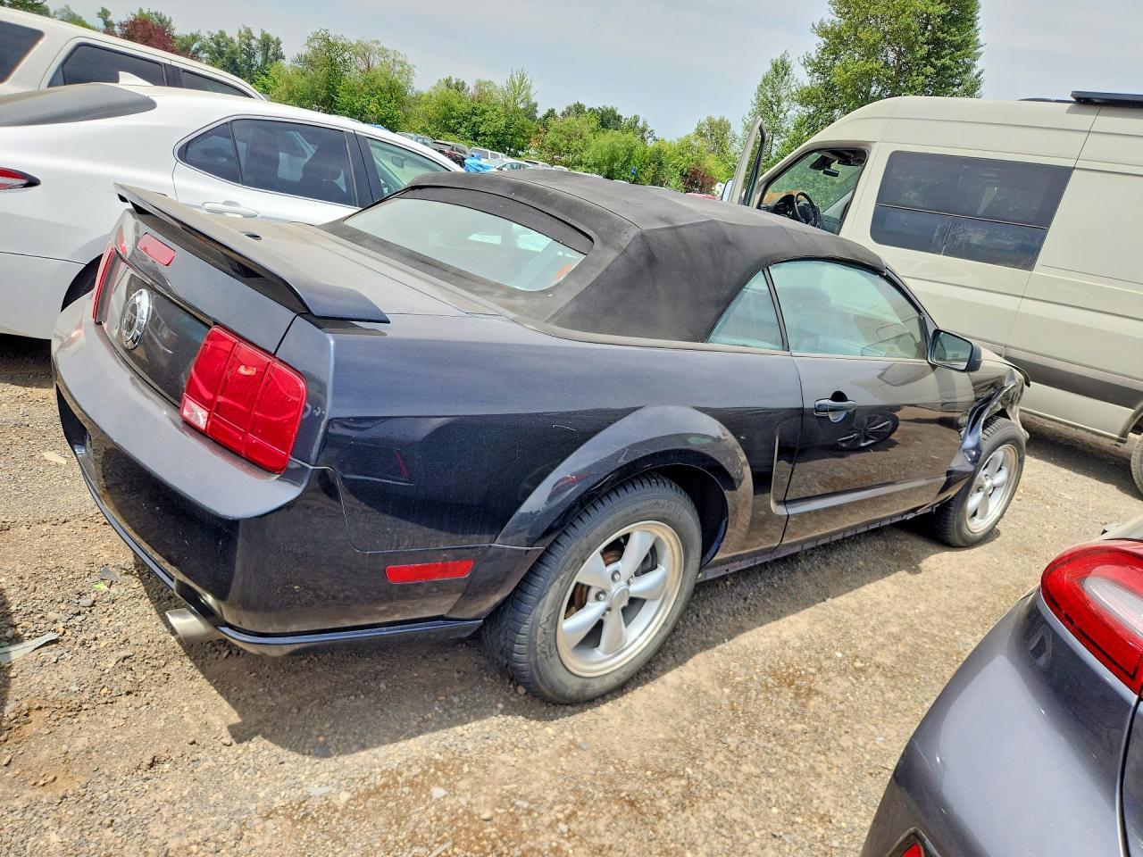 2007 FORD MUSTANG