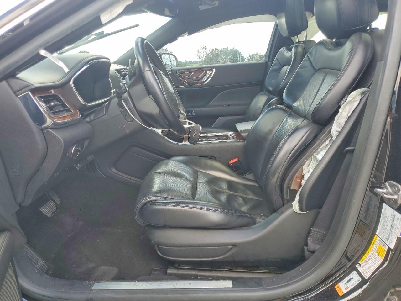 2019 LINCOLN Continental