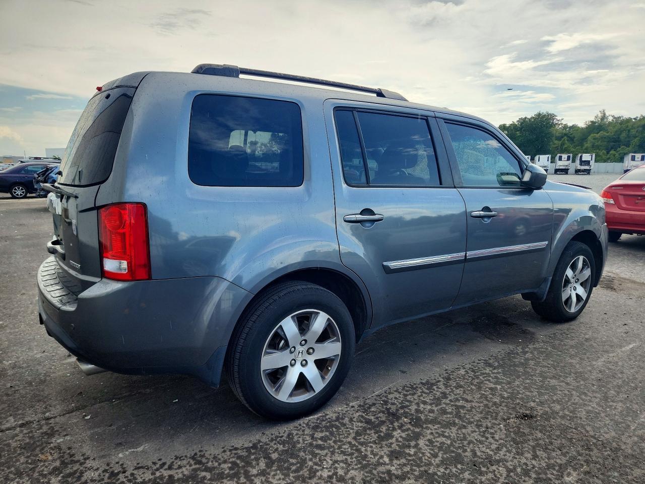 2013 HONDA PILOT