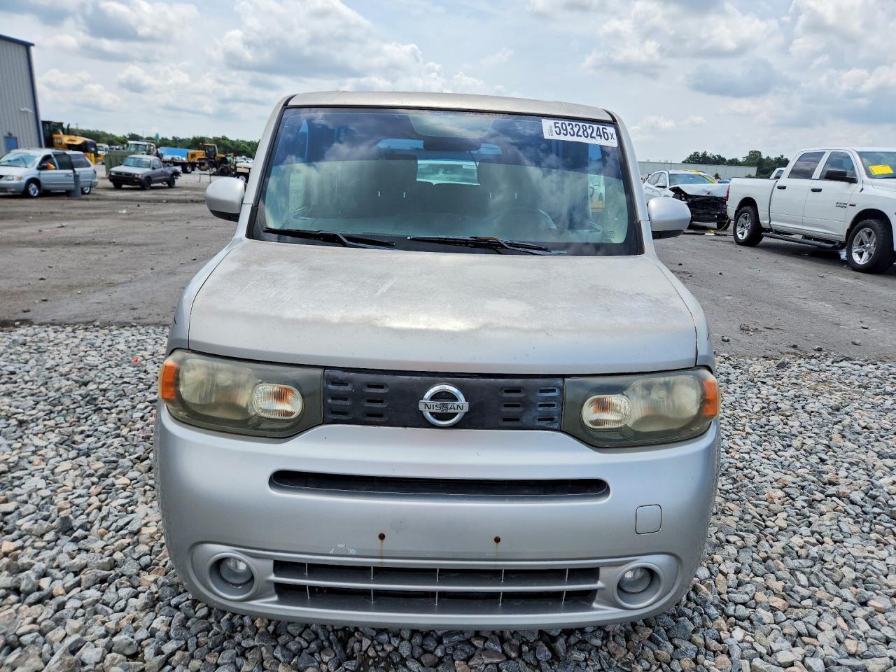 2010 NISSAN CUBE