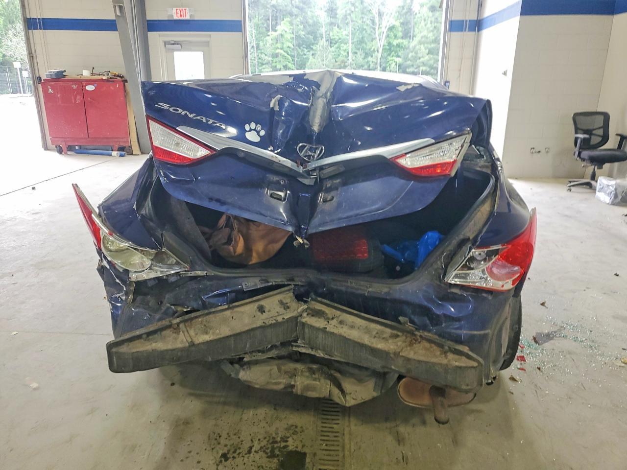 2011 HYUNDAI SONATA