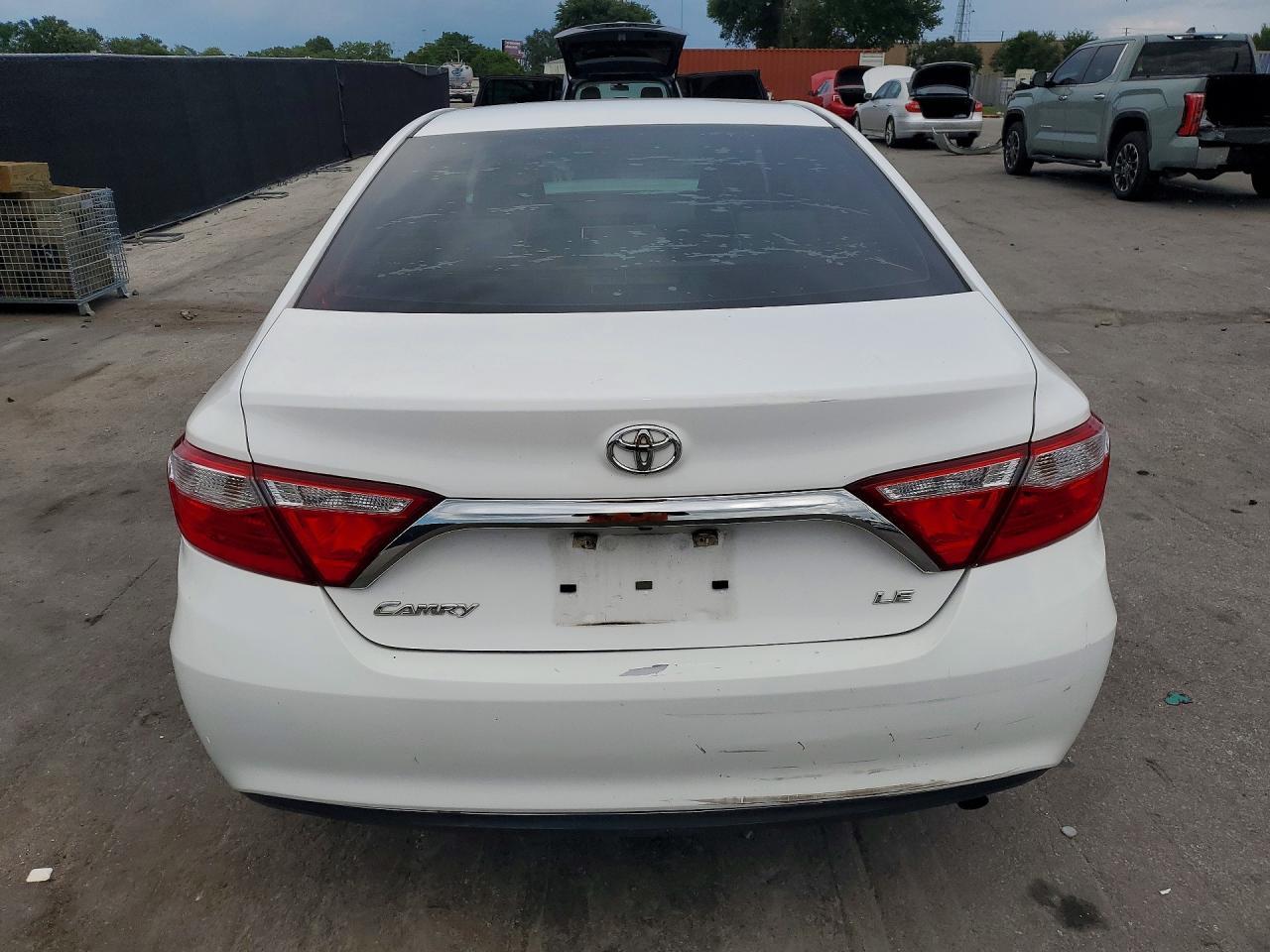 2015 TOYOTA CAMRY