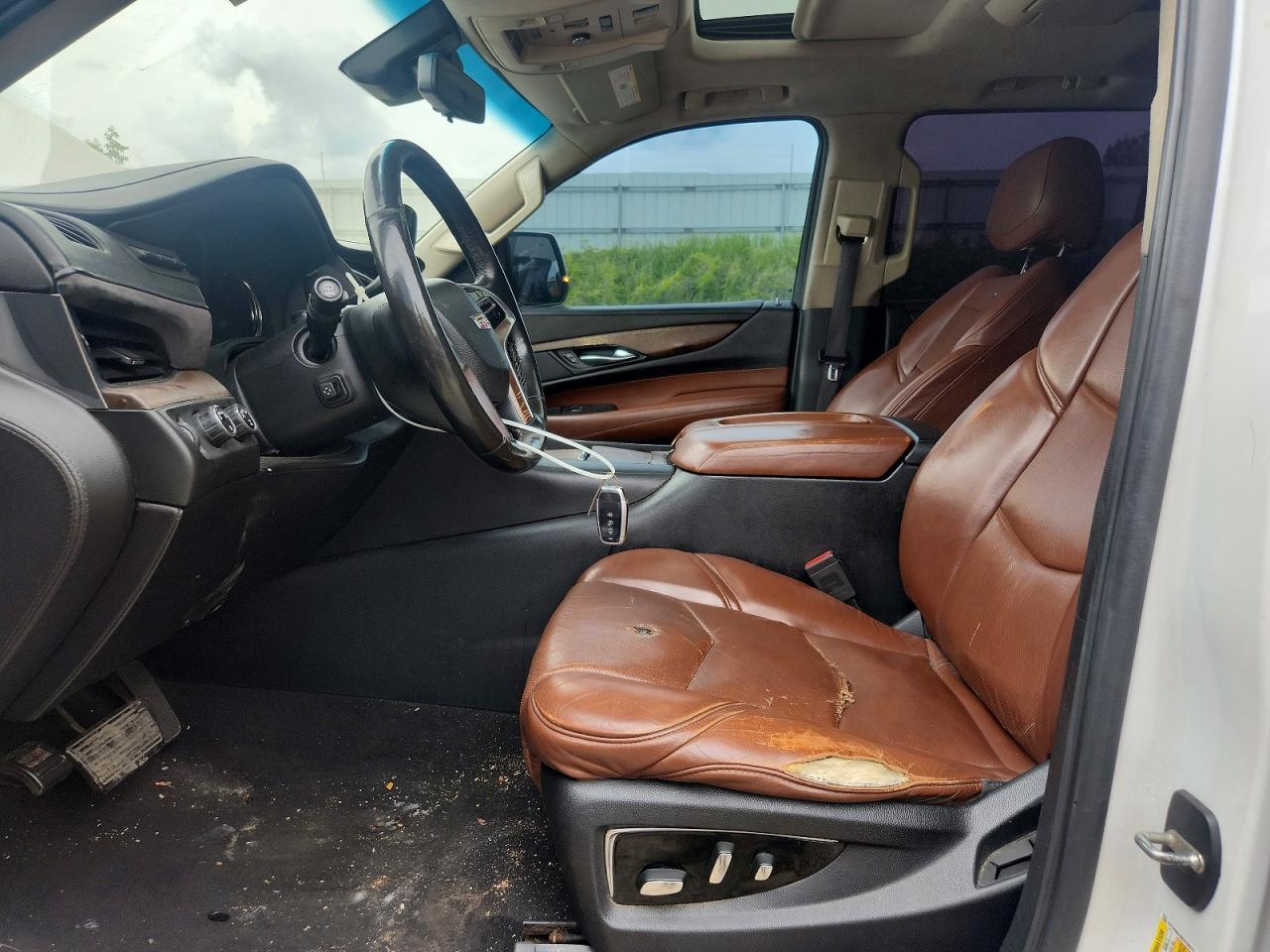 2017 CADILLAC ESCALADE