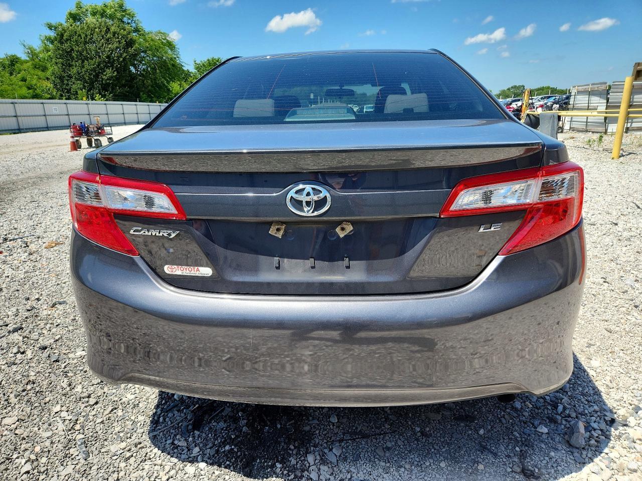 2012 TOYOTA CAMRY