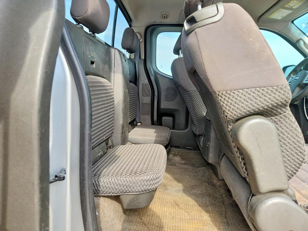 2013 NISSAN Frontier