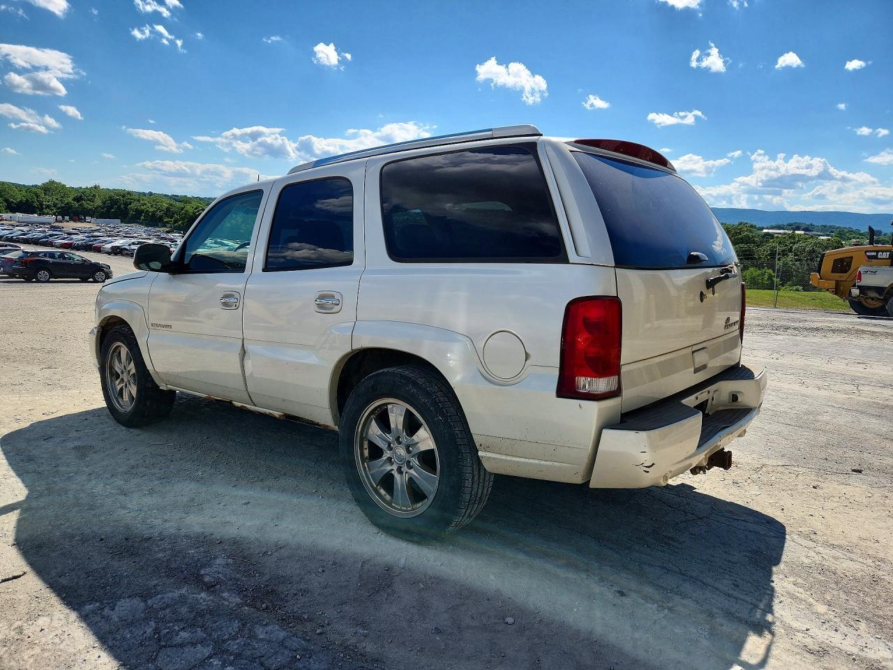 2005 CADILLAC ESCALADE