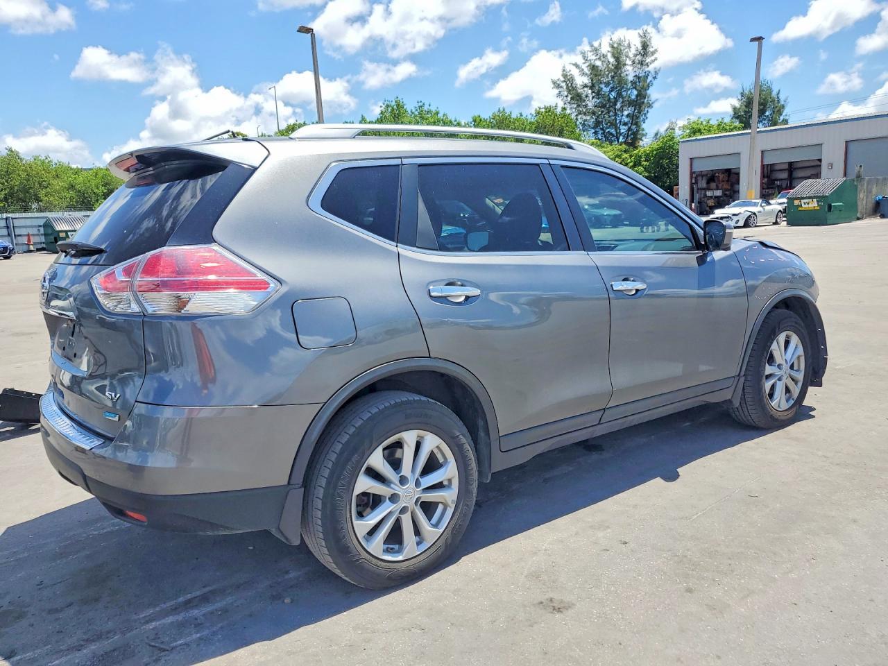 2014 NISSAN ROGUE
