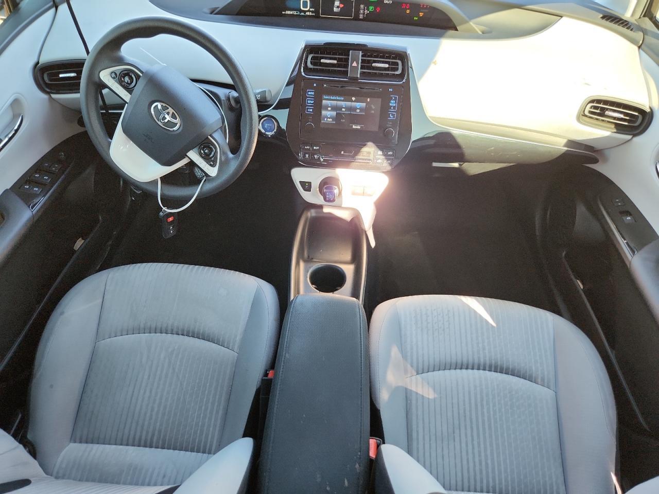 2017 TOYOTA PRIUS