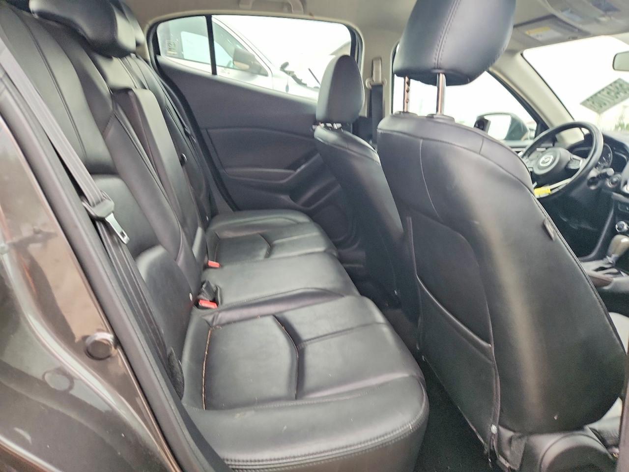 2018 MAZDA 3
