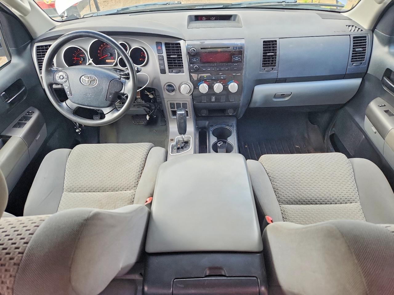 2011 TOYOTA TUNDRA