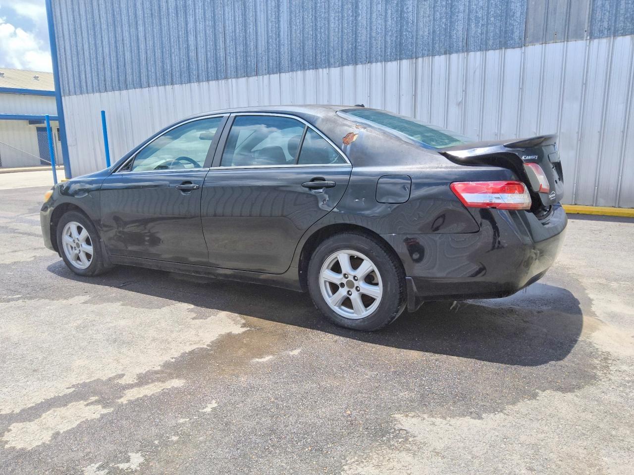 2010 TOYOTA CAMRY