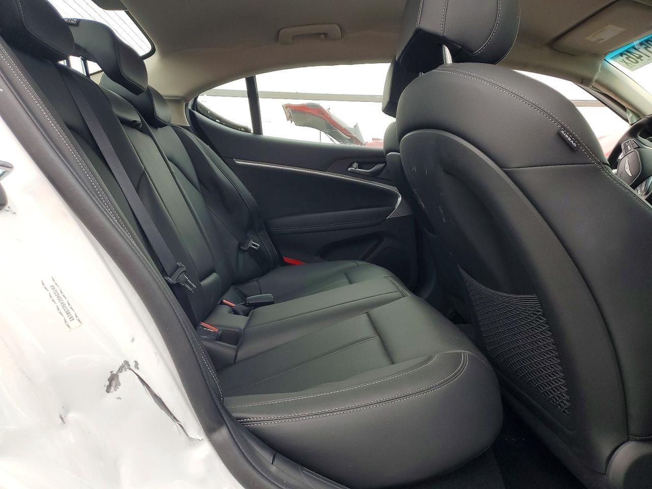 2025 GENESIS G70