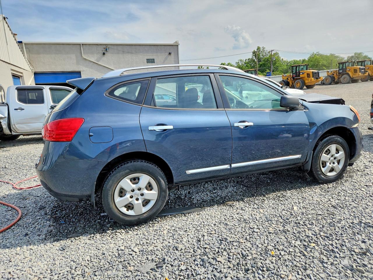 2015 NISSAN ROGUE