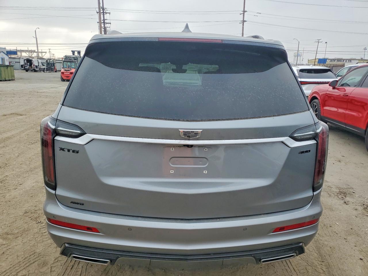 2025 CADILLAC XT6