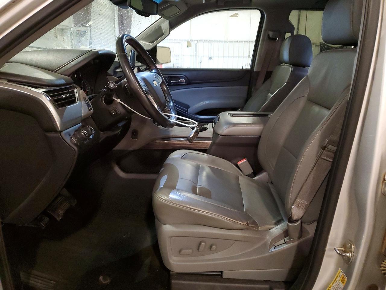 2016 CHEVROLET Tahoe