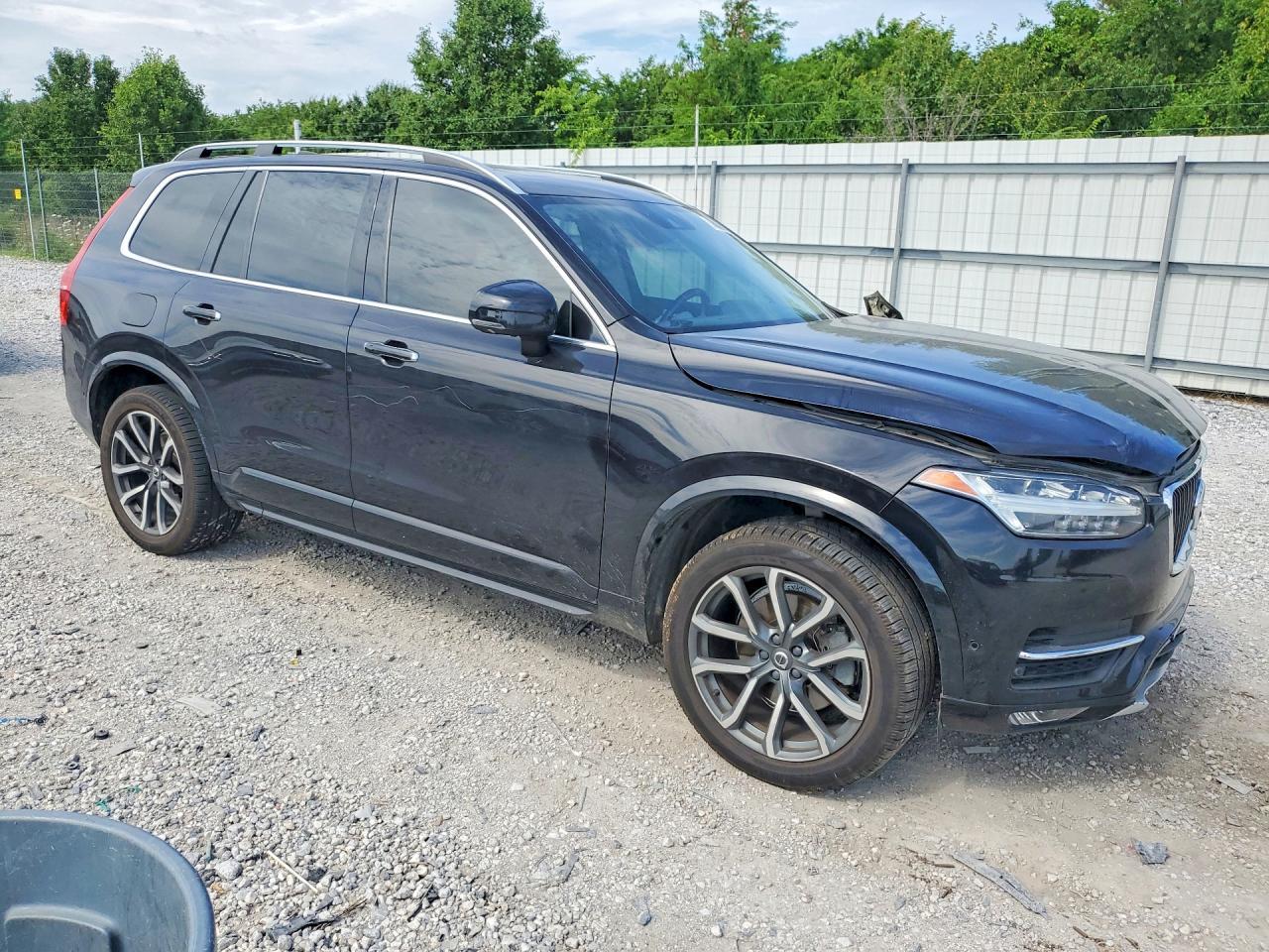 2018 VOLVO XC90