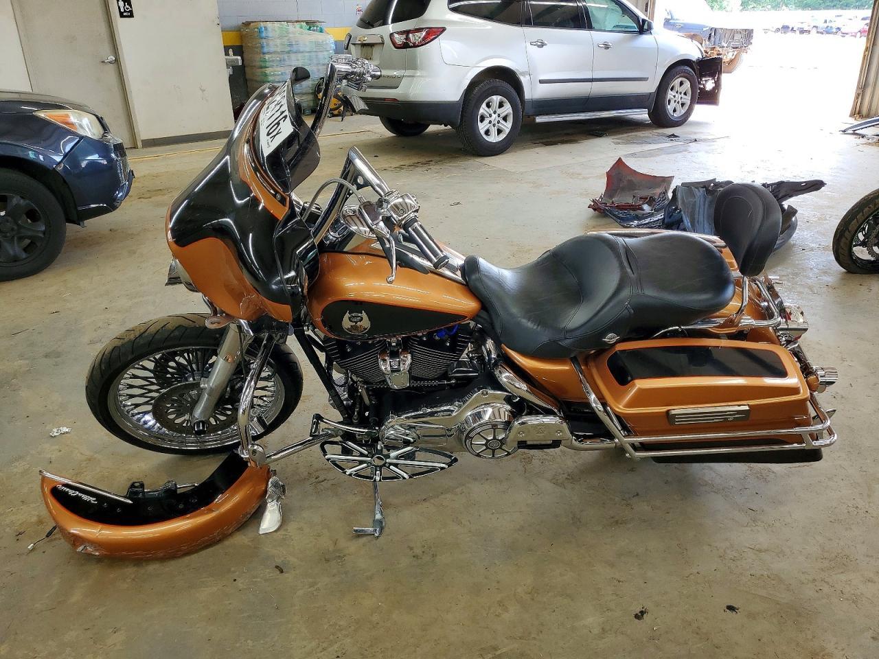 2008 HARLEY-DAVIDSON FLHTCUI