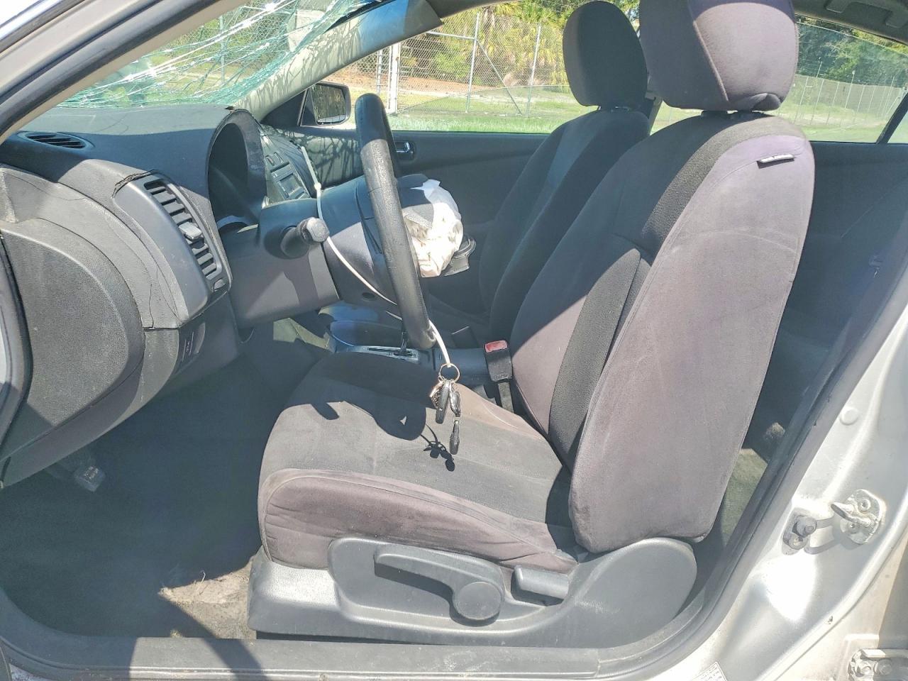 2011 NISSAN ALTIMA