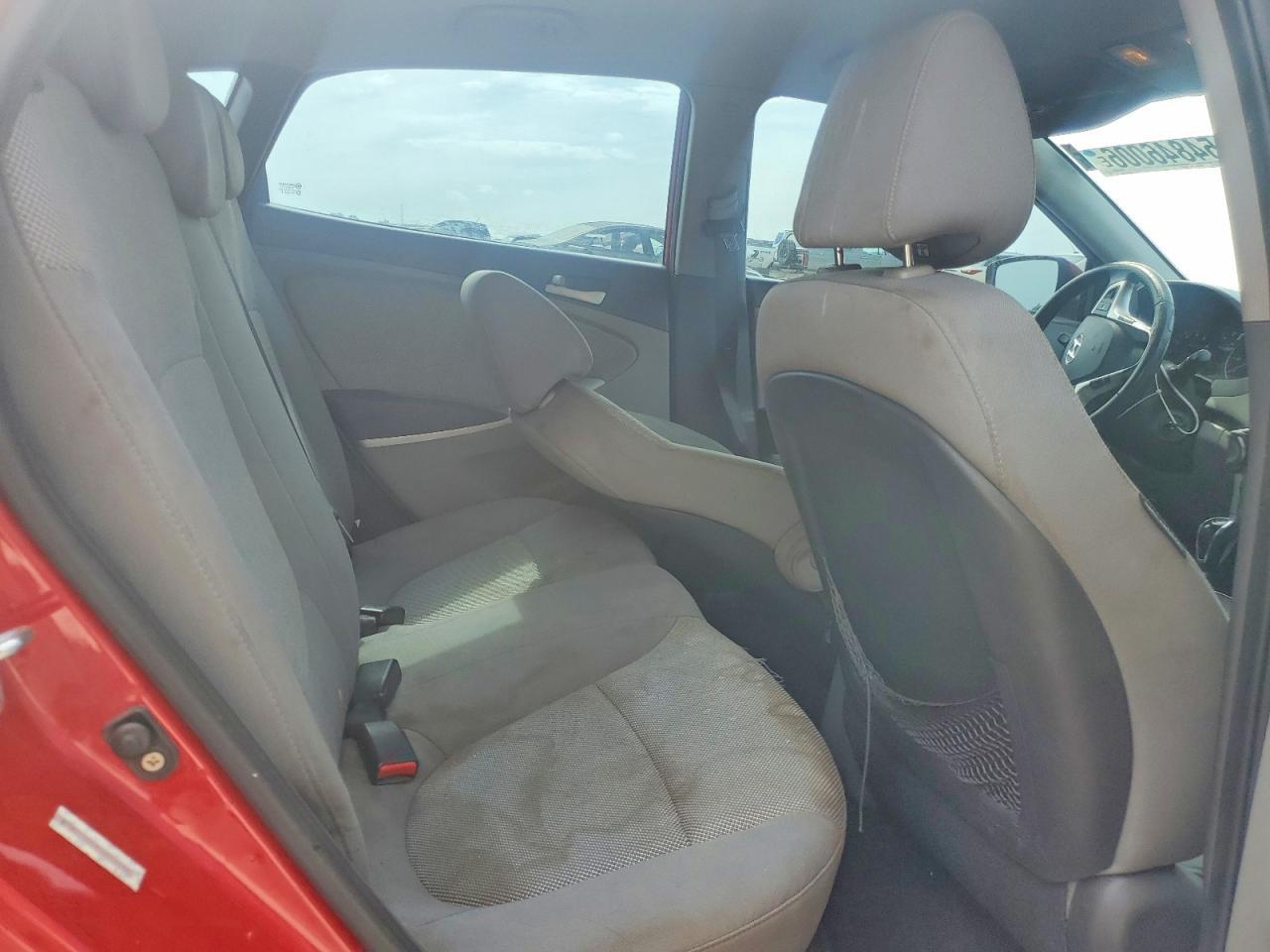 2012 HYUNDAI ACCENT