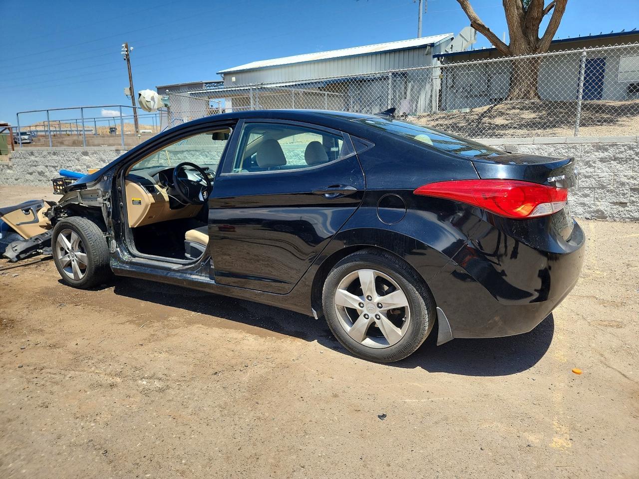 2012 HYUNDAI ELANTRA