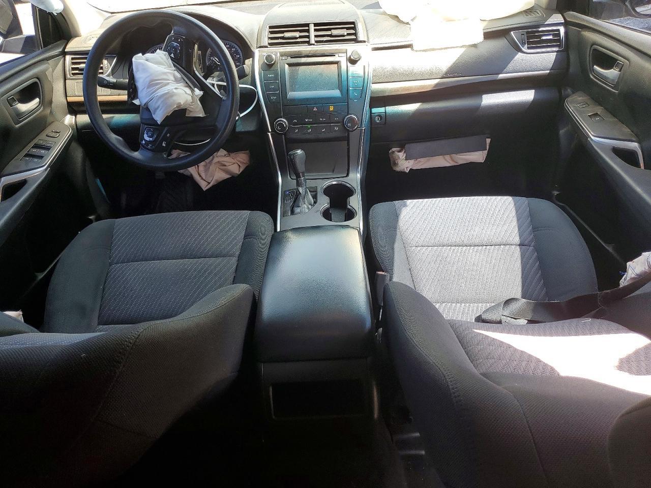2016 TOYOTA CAMRY