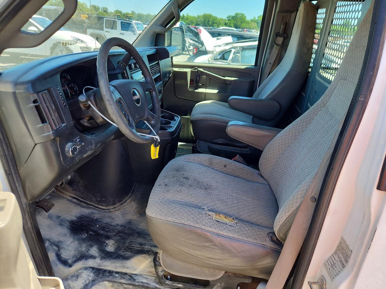2017 GMC Savana