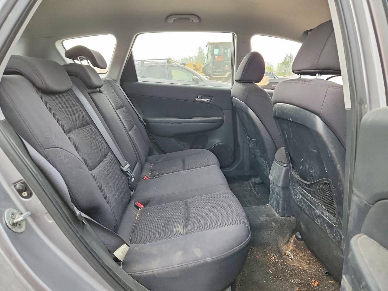 2011 HYUNDAI ELANTRA