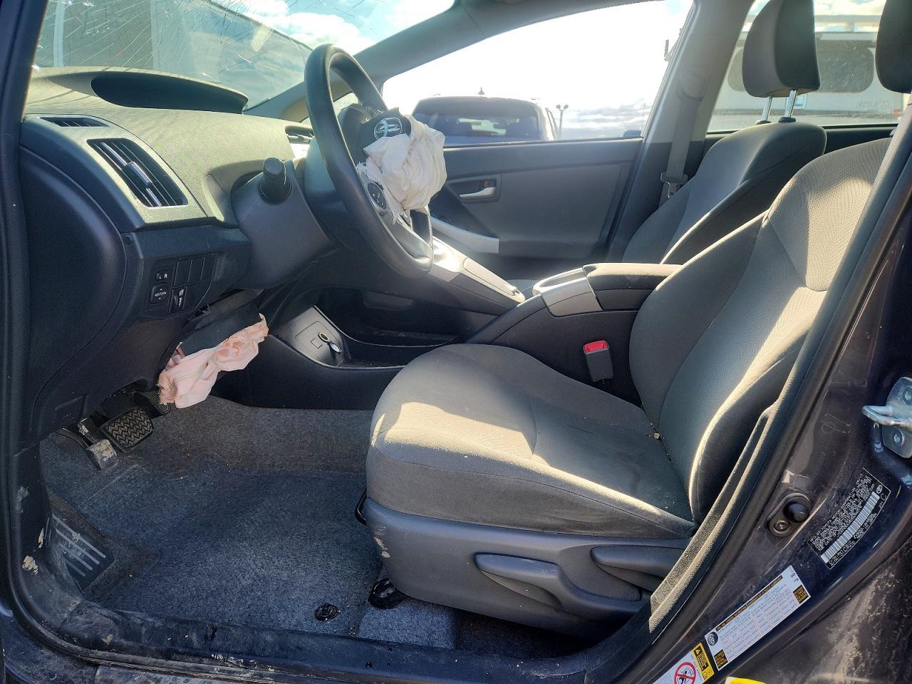 2013 TOYOTA PRIUS