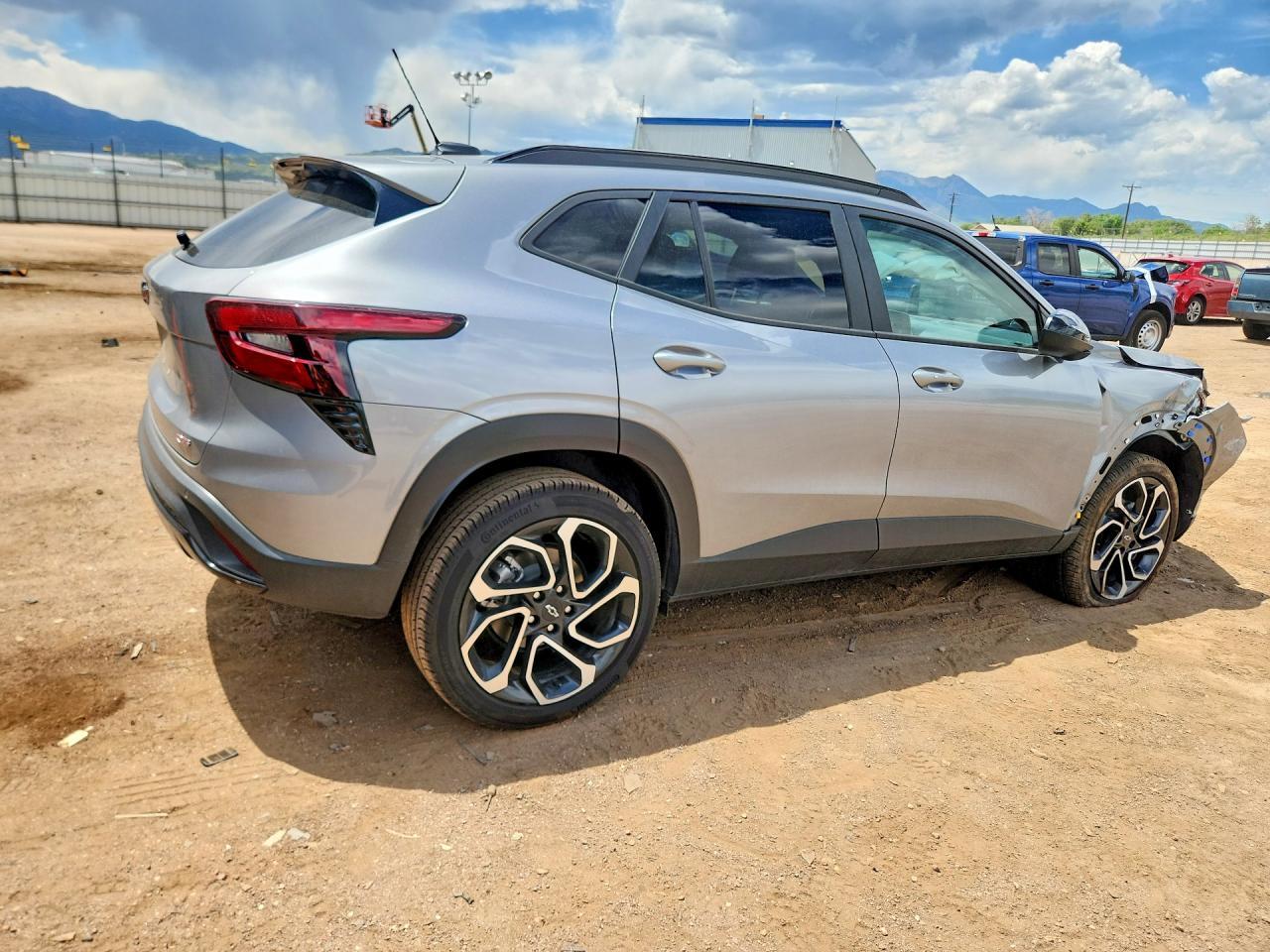 2025 CHEVROLET TRAX