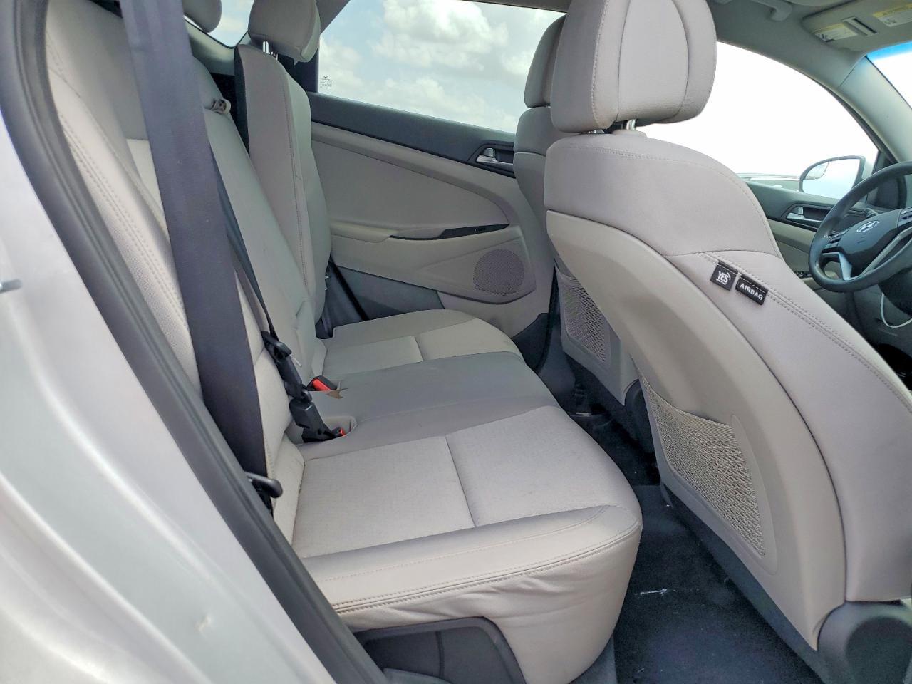 2017 HYUNDAI TUCSON