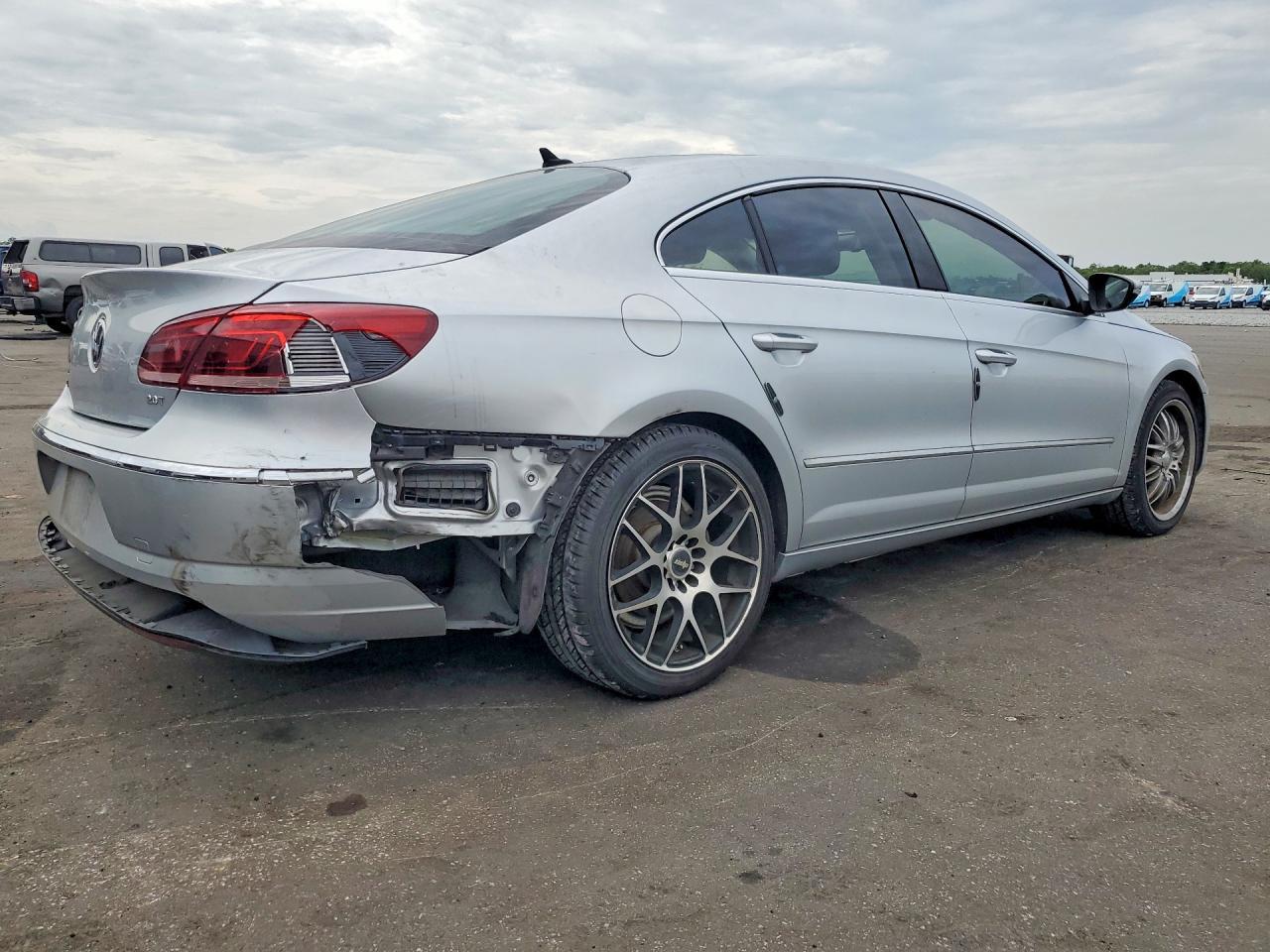 2013 VOLKSWAGEN CC