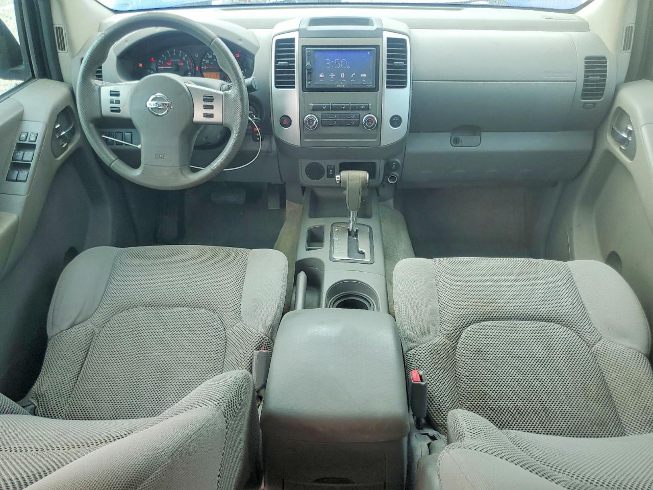 2012 NISSAN Frontier