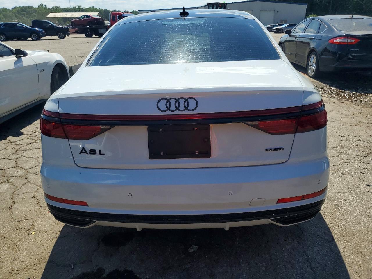 2021 AUDI A8