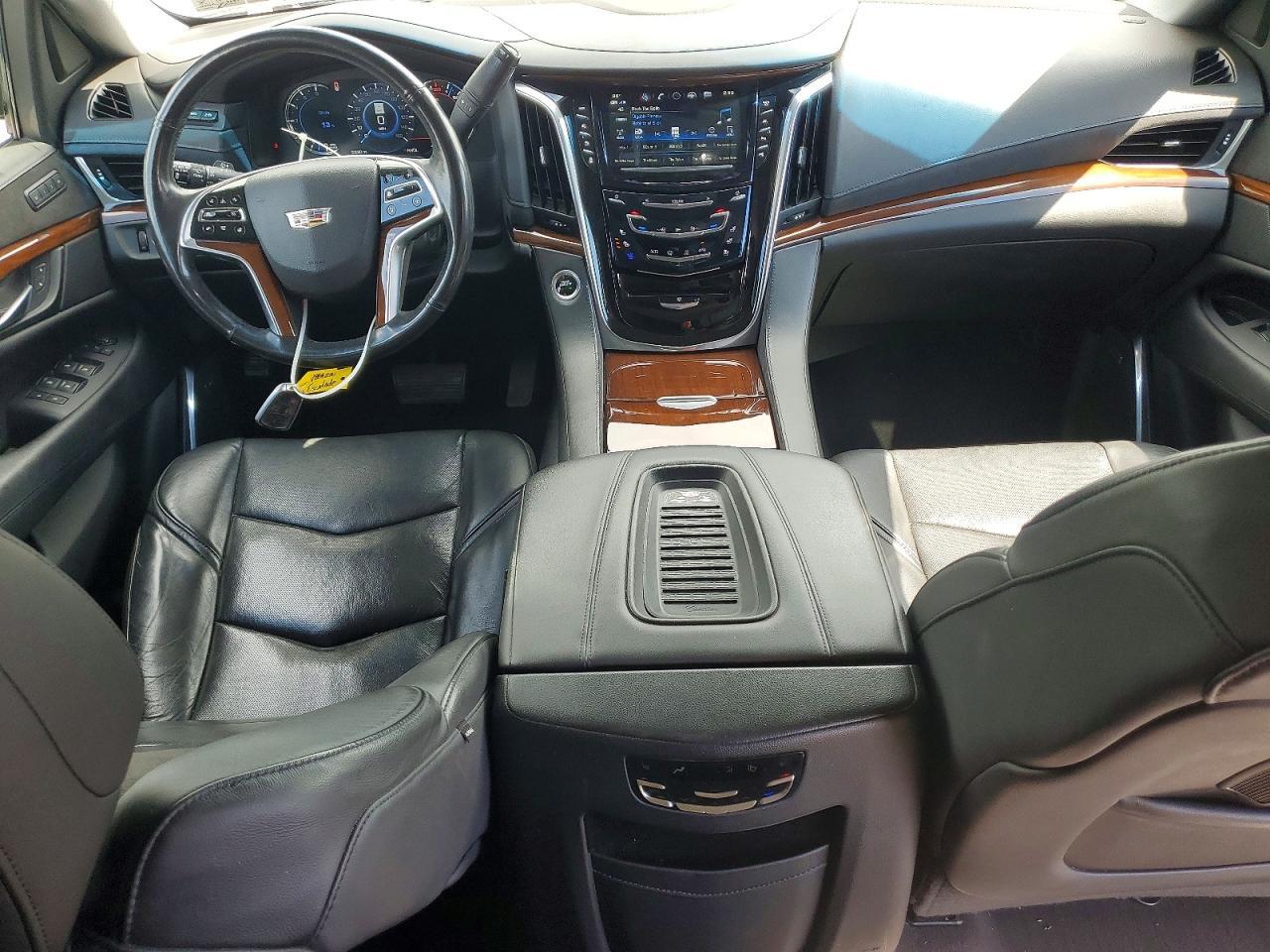 2019 CADILLAC ESCALADE