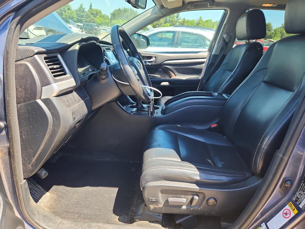 2015 TOYOTA HIGHLANDER