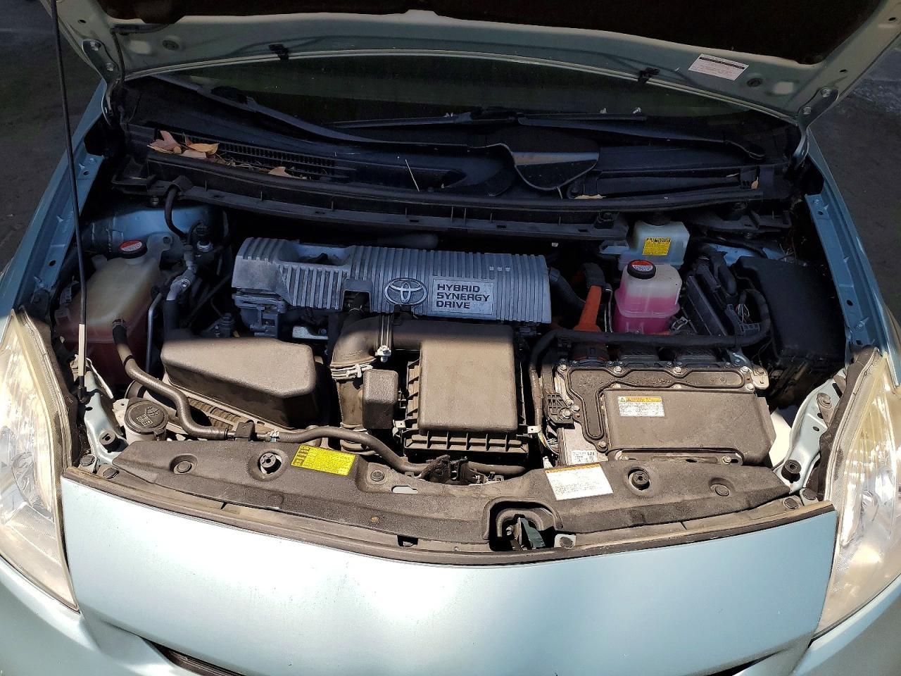 2015 TOYOTA PRIUS