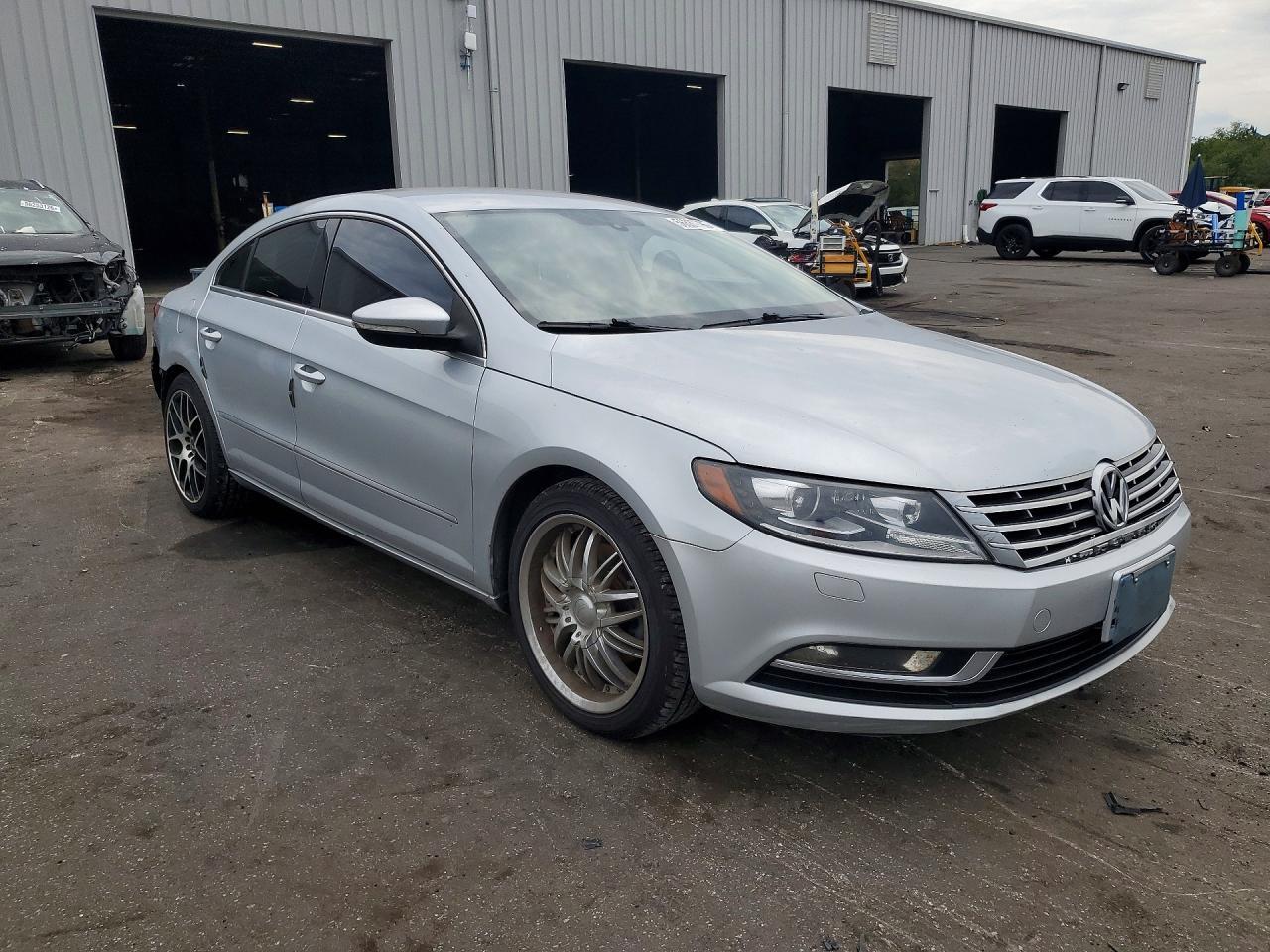2013 VOLKSWAGEN CC