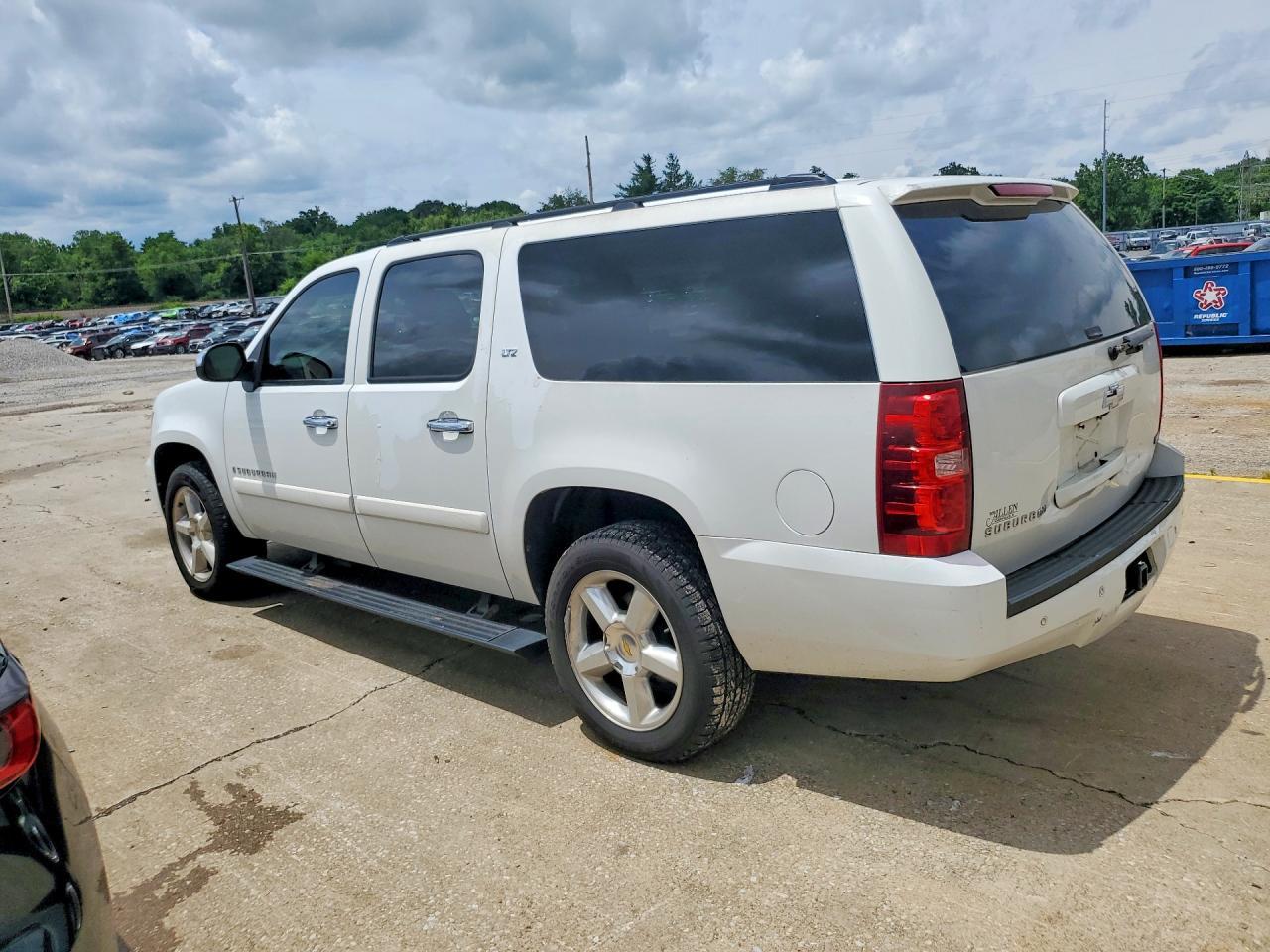 2008 CHEVROLET Suburban
