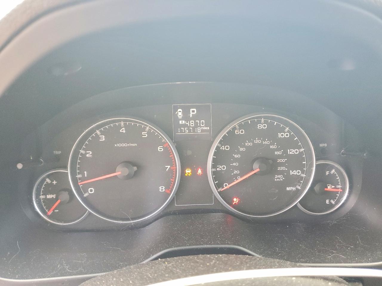 2014 SUBARU Legacy