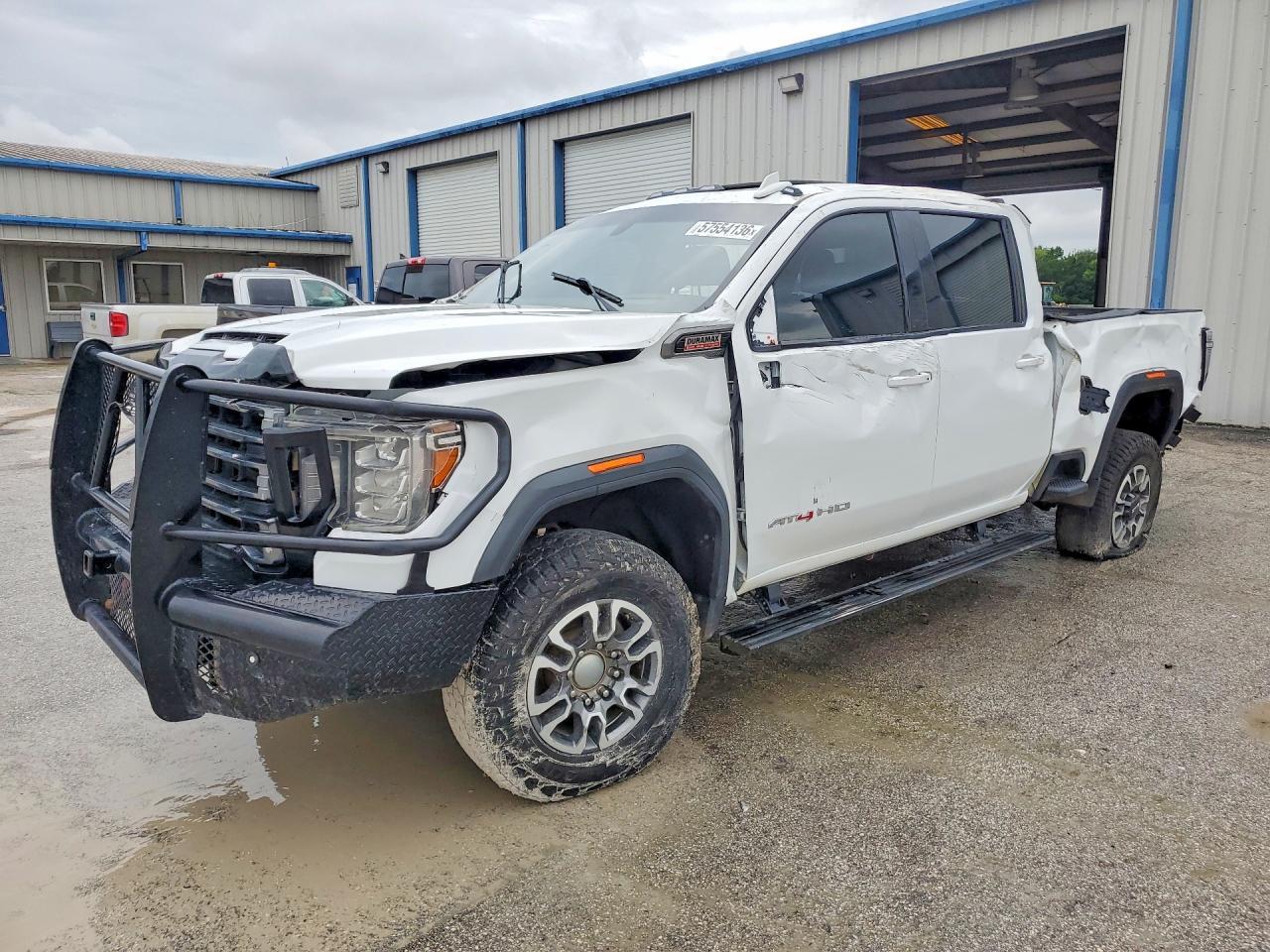 2023 GMC Sierra