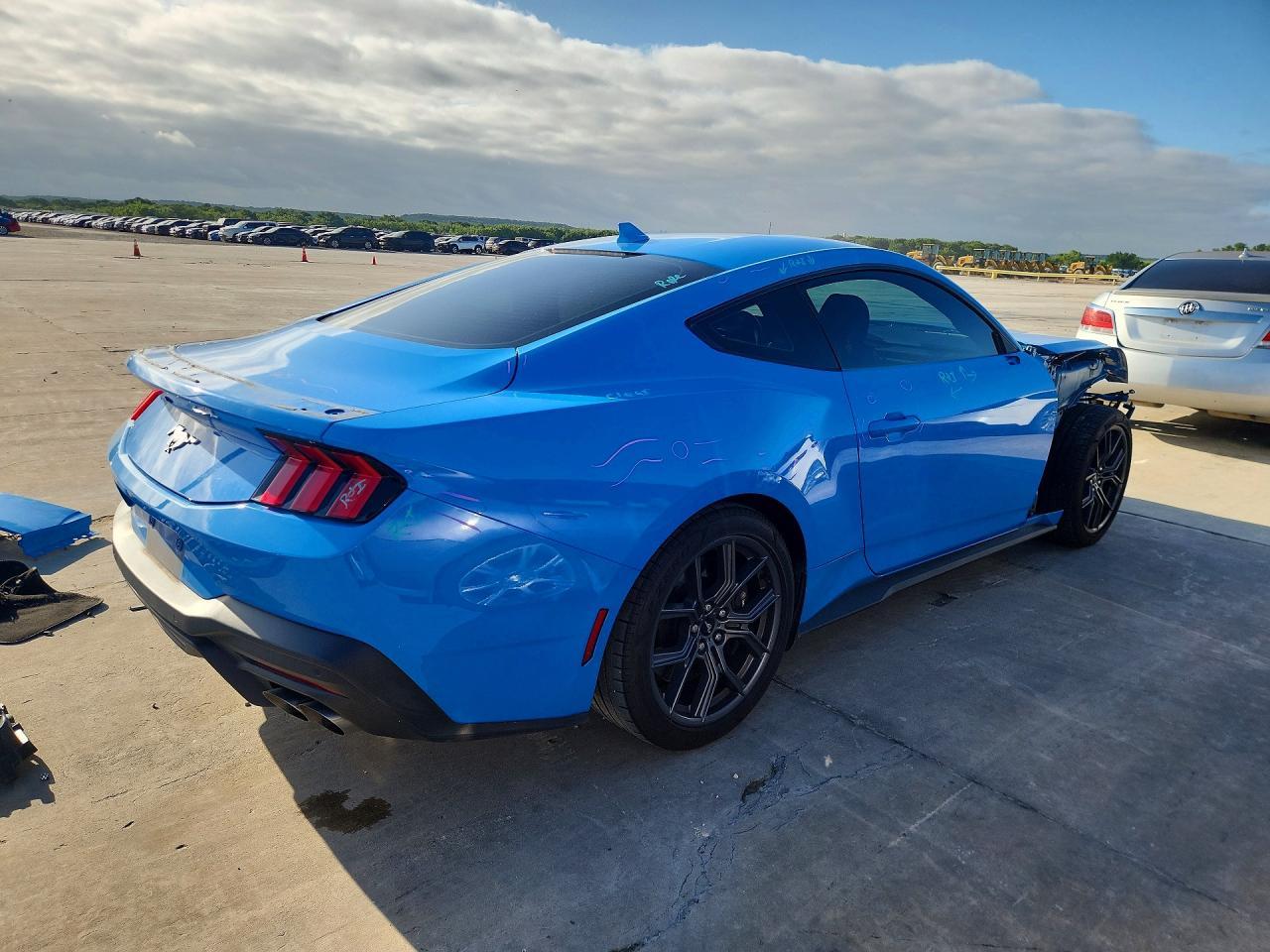 2024 FORD MUSTANG