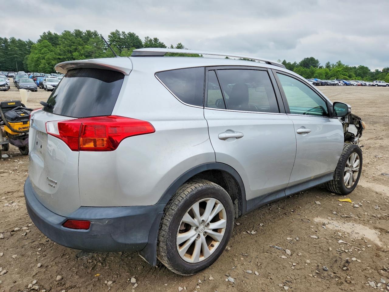 2013 TOYOTA RAV4