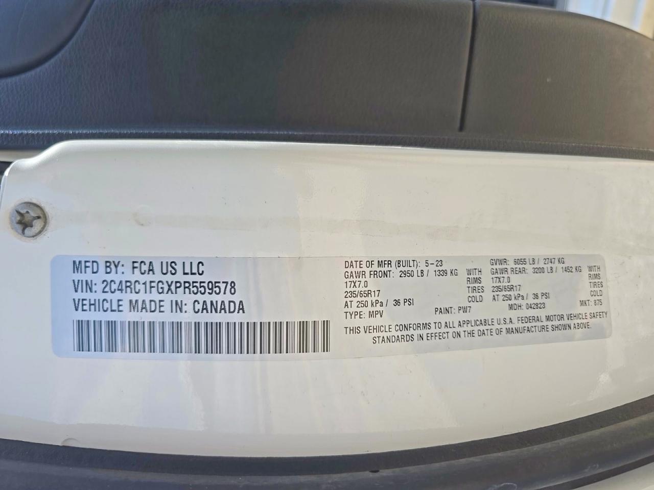 2023 CHRYSLER Pacifica