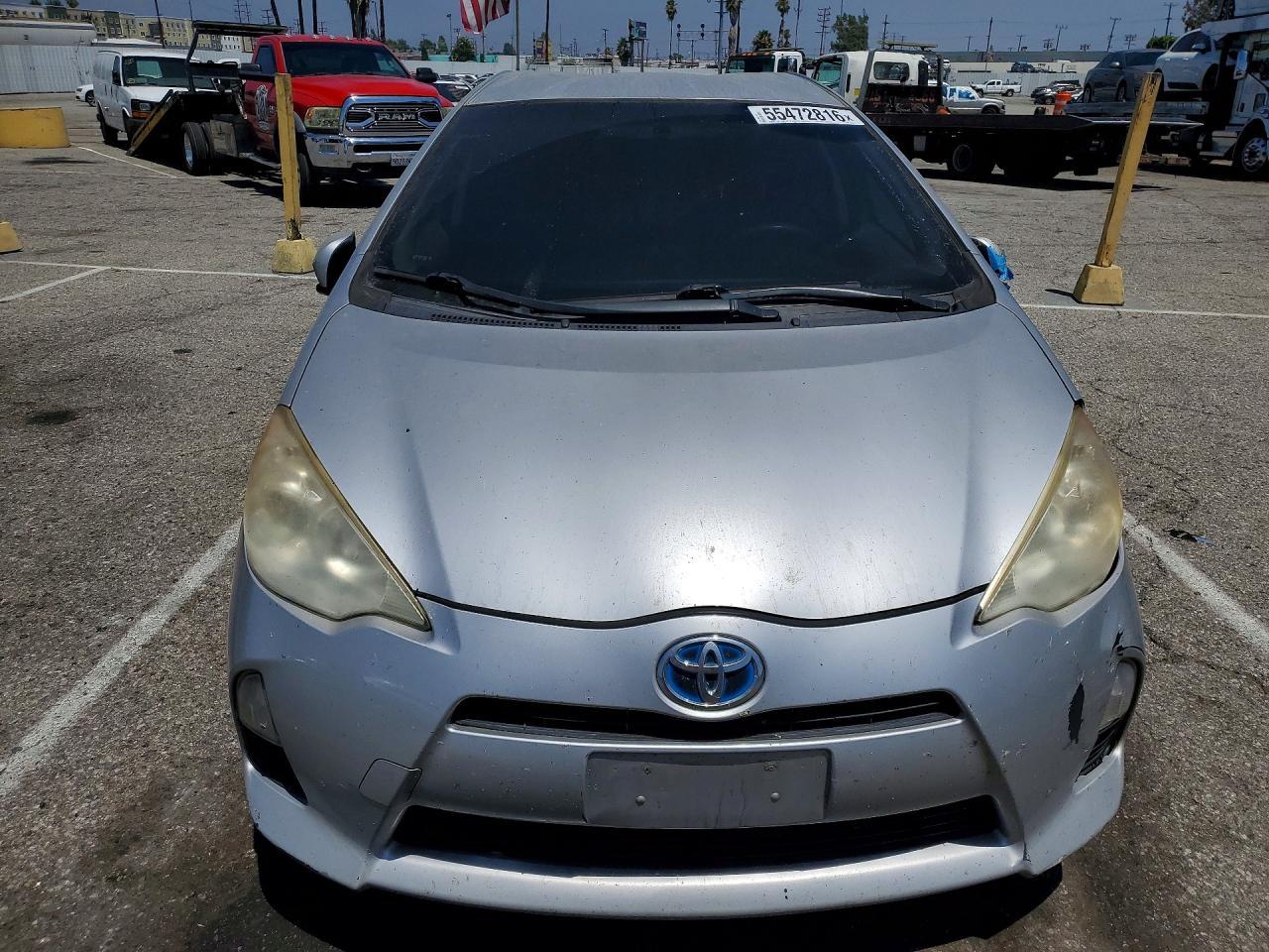 2013 TOYOTA Prius c