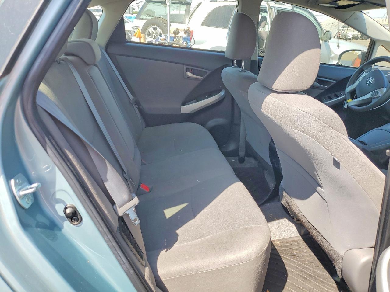 2015 TOYOTA PRIUS