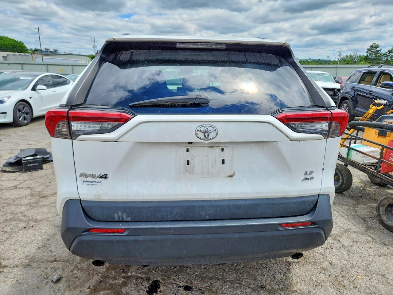 2019 TOYOTA RAV4
