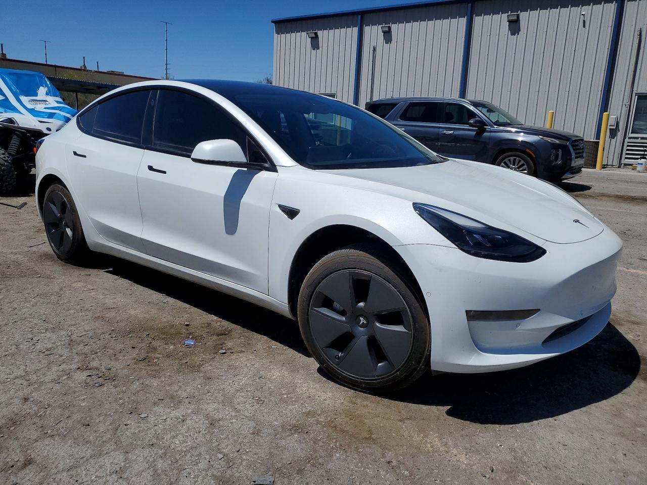 2022 TESLA MODEL 3