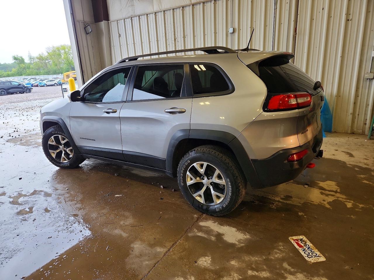 2016 JEEP CHEROKEE